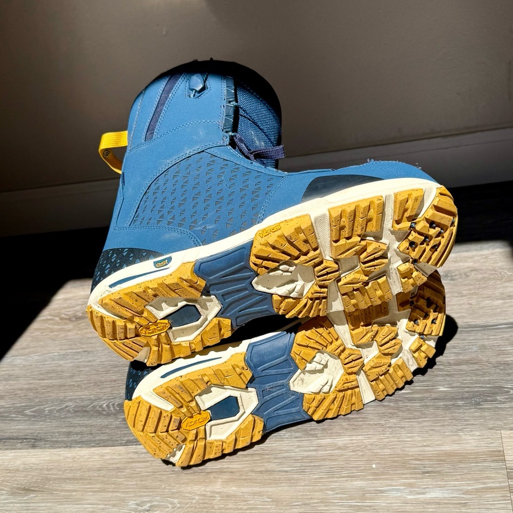 Burton Imperial Men's Blue and Yellow Snowboard Boots Size 11 - Picture 10 of 12